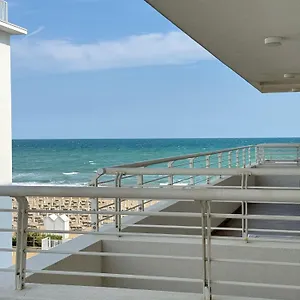 https://condominio-faro.hotelinveneto.com