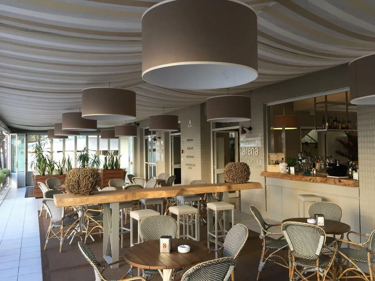 לידו די ג'סולו Hotel Arena